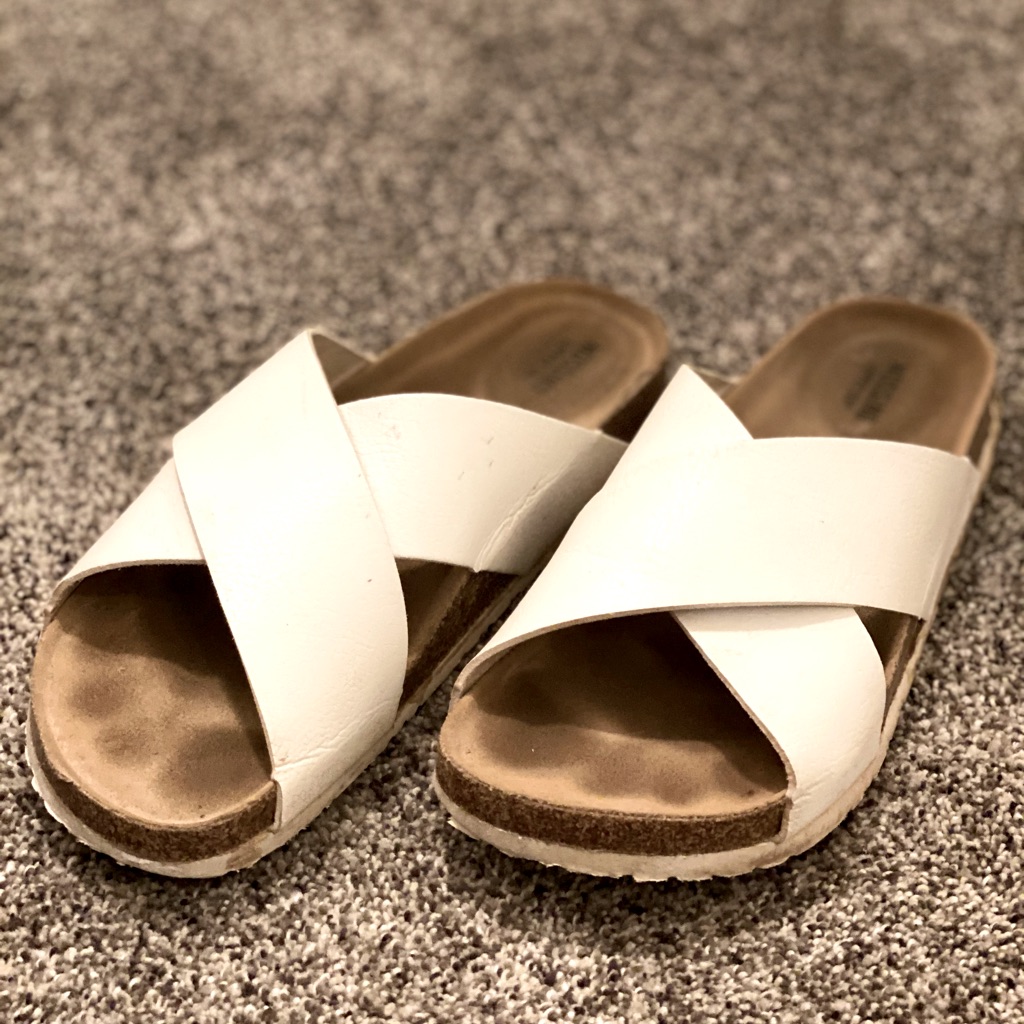 Mossimo Slides